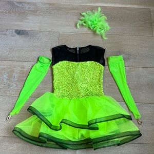 LIKE NEW Worn 1X for parade Youth LG 1 piece with arm sleeves feather hair clip